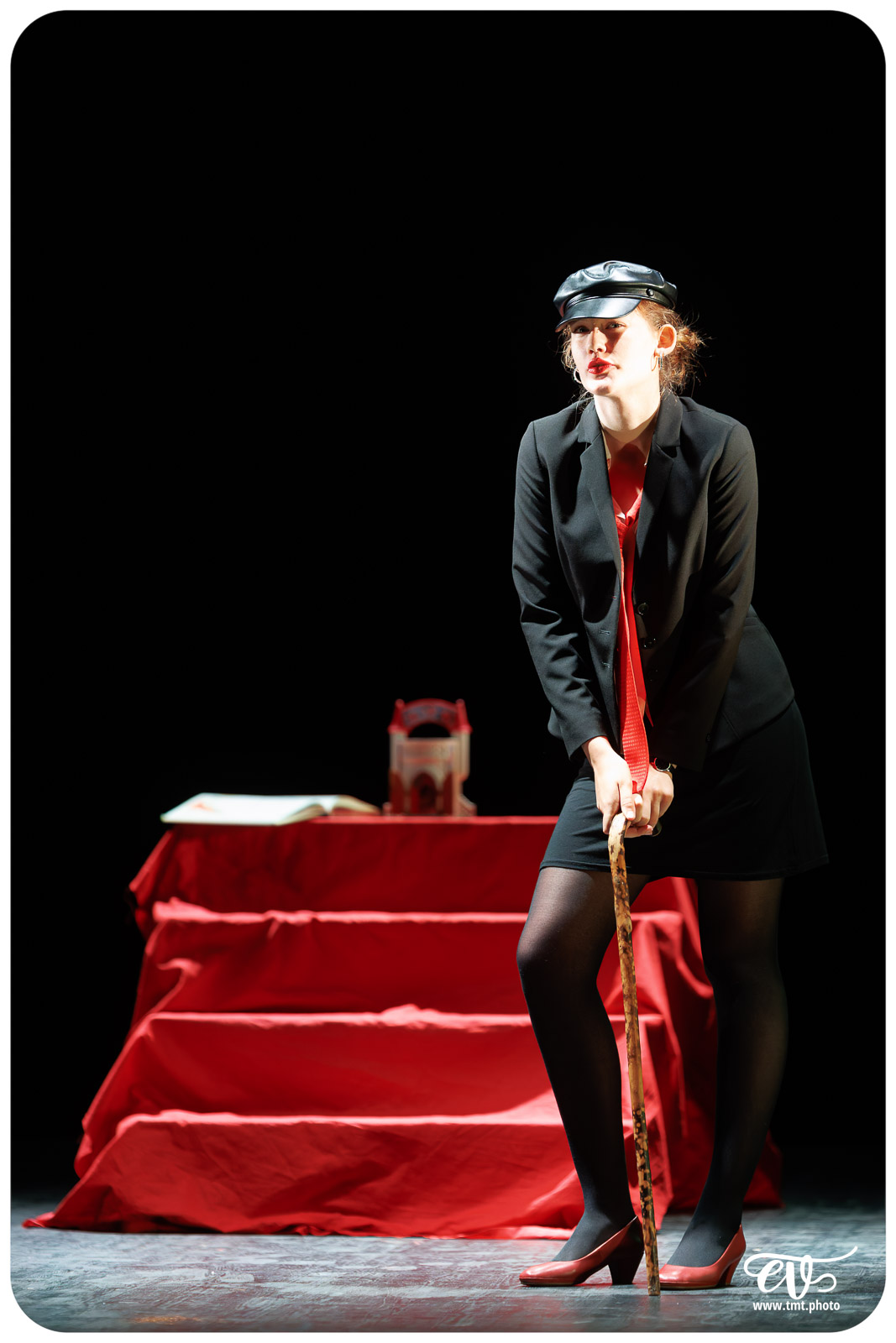 BLANCHE-NEIGE FOUTUE FORET